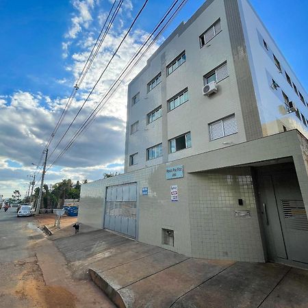 202- APARTAMENTO COMPLETO para até 5 HOSPEDES Patos de Minas Extérieur photo